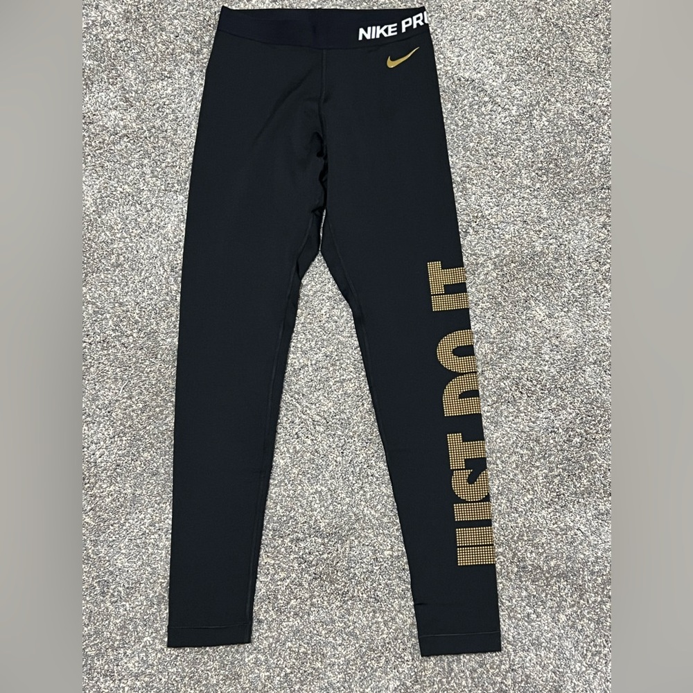 NIKE leggings NWOT size SMALL